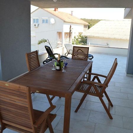 Apartmani Mila Sukošan Kültér fotó