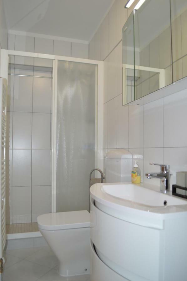 Apartmani Mila Sukošan Kültér fotó